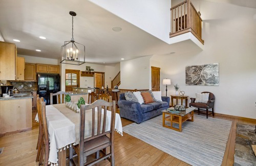 Tamarack Resort House | Buttercup Ridge @ Tamarack Resort | Quaint Ski In/Out | Pet OK | Hot Tub