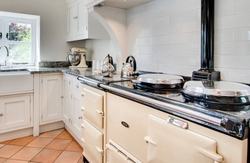 Denbigh House | Bwthyn Ystrad in the beautiful Denbigh