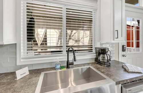 Owens Cross Roads House | Byrd 5 Little Byrd House