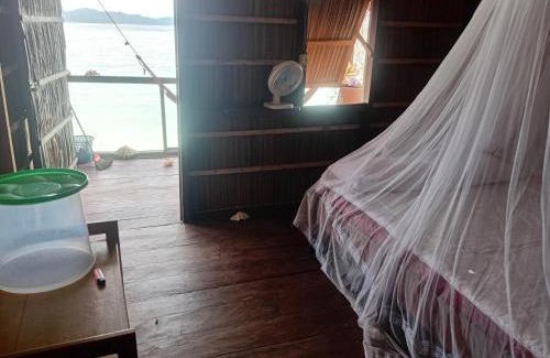 Raja Ampat House | byuk Beya homestay