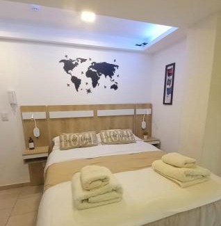 Province of Tierra del Fuego Apartment | Cálido estudio con balcón y vistas a las montañas