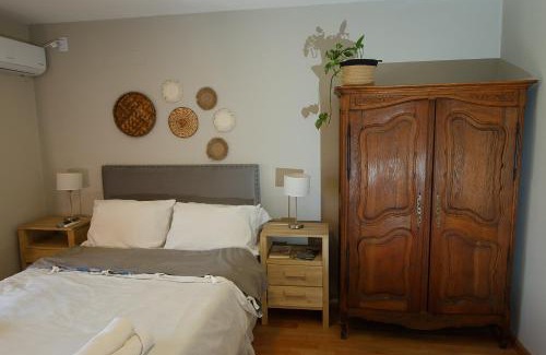 Yerba Buena Apartment | Cálido monoambiente con cochera en Yerba Buena