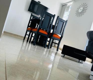 Pereira Apartment | Cómodo y Completo Apartamento, Excelente Ubicación, Cerca Expofuturo, Estadio, Ukumari - Incluye Parqueadero - Pereira