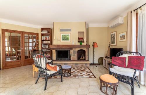 Ceret Apartment | Côté jardin- Appartement du haut