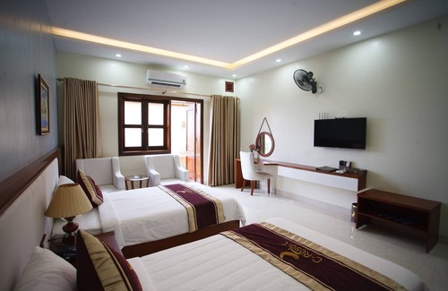 Ky Anh Hotel | C Resort