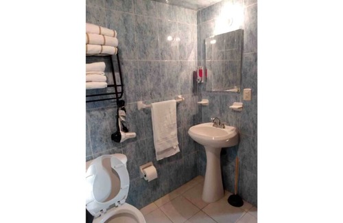 Toluca Municipality House | C1 - The CCC House: Comoda/Cálida/Casual