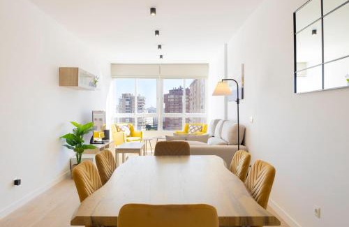 Poligono Alameda Apartment | C37 City Views - Comfort & Design
