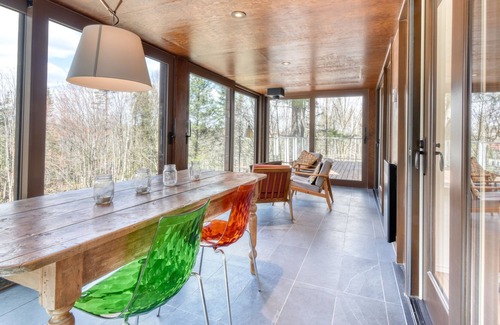 Sainte-Catherine-de-la-Jacques-Cartier House | #622 Must See! Gorgeous House in Wooded Area