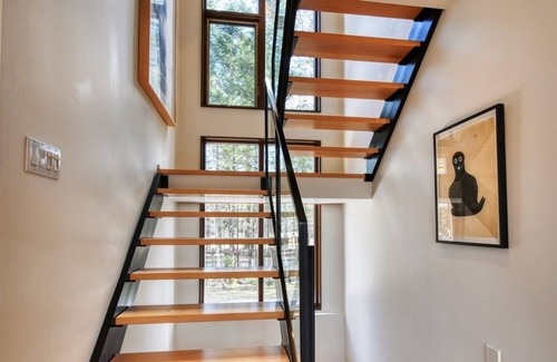 Sainte-Catherine-de-la-Jacques-Cartier House | #622 Must See! Gorgeous House in Wooded Area