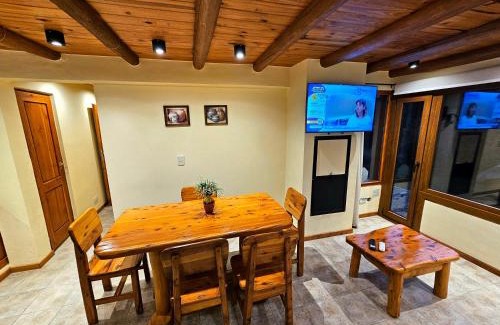 Villa Catedral House | Cabaña a 300 metros medios de elevación del Cerro Catedral