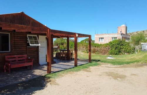 Puerto Piramides Cabin | Cabaña Cercana a la Playa con Estacionamiento