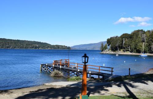 San Carlos de Bariloche Cabin | Cabaña con costa de lago