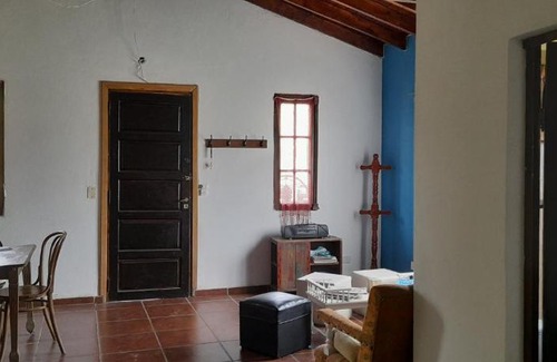 Campana House | Cabaña con piscina en las afueras de la ciudad