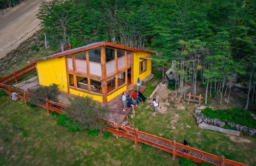 Lago Escondido House | Cabaña de las Flores