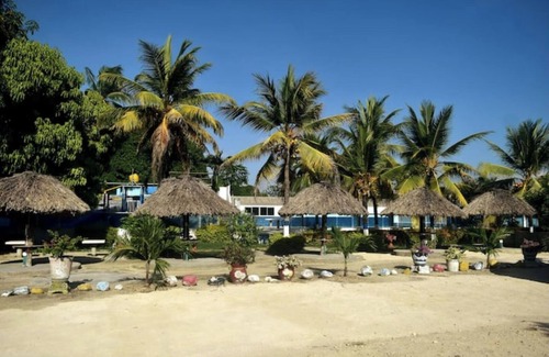 Covenas House | Cabaña en Coveñas en Acogedor Conjunto Residencial