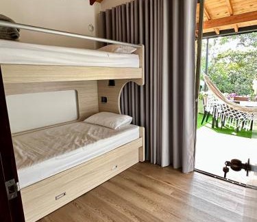 Piedecuesta House | Cabaña en la Mesa de los Santos - Pony Parque