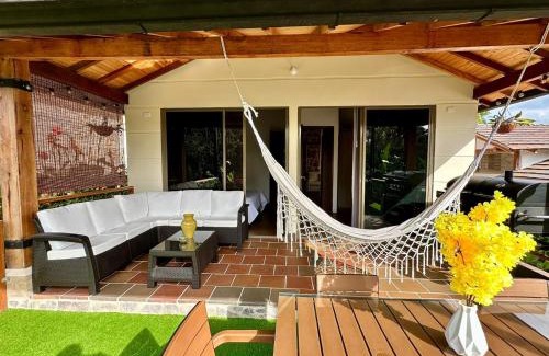 Piedecuesta House | Cabaña en la Mesa de los Santos - Pony Parque