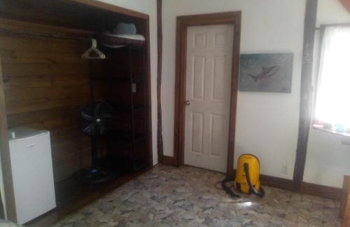 Isla de Utila Apartment | cabaña en la selva