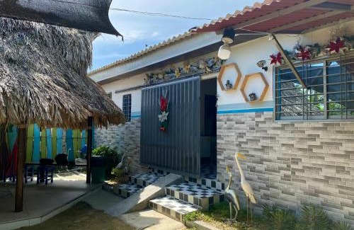 Tolu House | Cabaña en Santiago de Tolú.