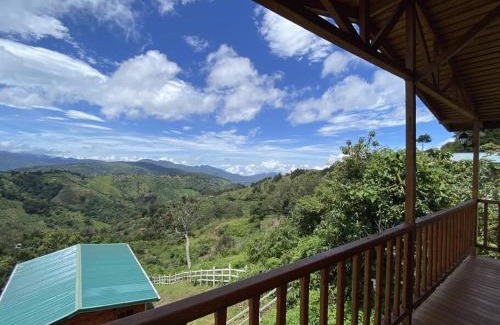 Canton Dota Ski Chalet | Cabaña Girasoles - CUTE Cabin with Amaizing views!