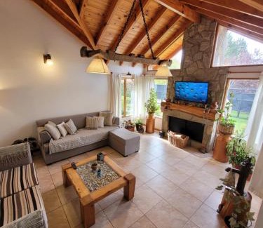 San Martin de los Andes House | Cabaña Honey