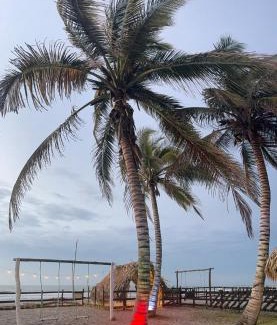 San Bernardo del Viento House | Cabaña Las Tres Palmas in San Bernardo del Viento