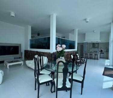 Santa Veronica House | Cabaña Miramar