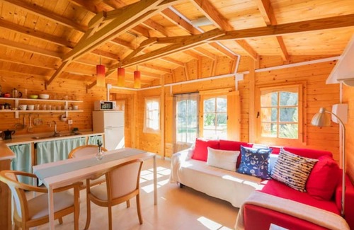 Agustinos Cabin | Cabaña pet Friendly, Dormitorio con AC