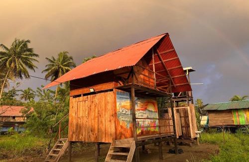 Uramba National Park House | Cabaña Privada Amanacer del Leon