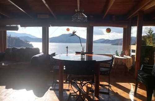 El Santuario Cabin | Cabaña Vista Encantada