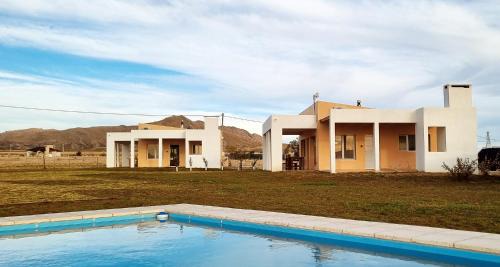 San Andres de la Sierra Ski Chalet | Cabañas Valle Ventana