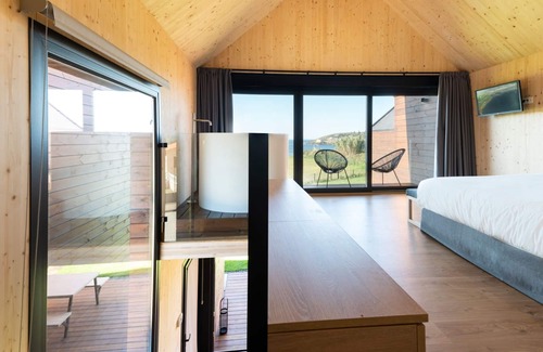 Oleiros House | Cabañas de Canide