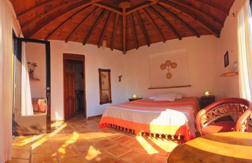 Tepoztlan Hotel | Cabañas el Nido de la Huilota