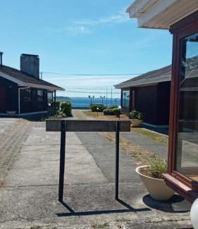 Yerbas Buenas Apartment | Cabañas LagoSur