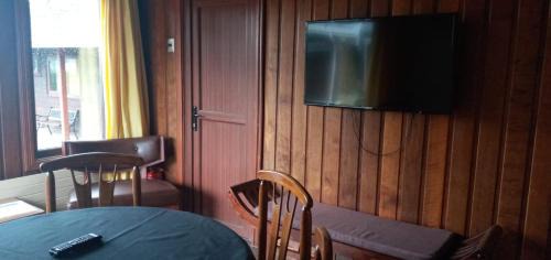 Yerbas Buenas Apartment | Cabañas LagoSur