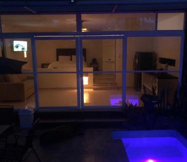 La Mesa House | Cabañas Los Tulipanes