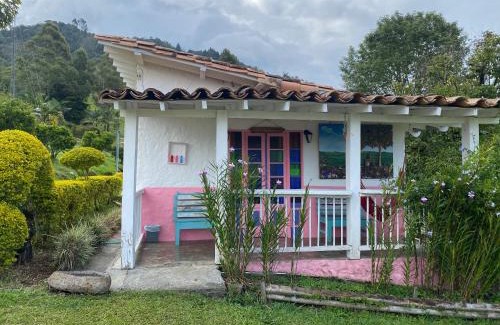 Jerico Cabin | Cabañas y Flores