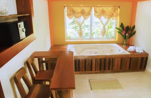 Leticia Hotel | Cabañas Yakuruna