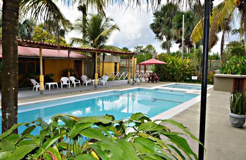 Leticia Hotel | Cabañas Yakuruna