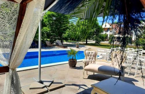 Nyiregyhaza Bed & Breakfast | Caballus Lovasmajor Panzió