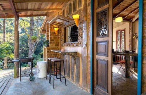 Moura Brasil House | Cabana com jacuzzi em meio a Mata Atlântica