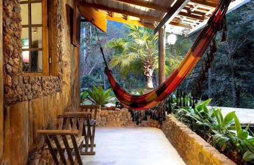 Moura Brasil House | Cabana com jacuzzi em meio a Mata Atlântica