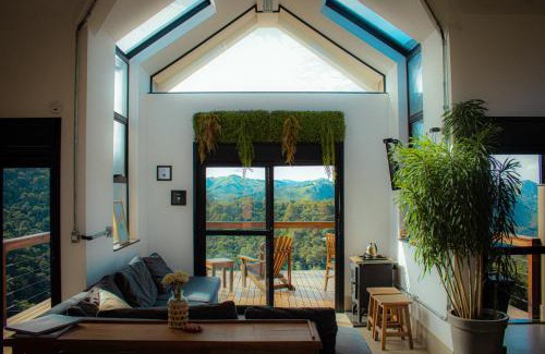 Cambui Ski Chalet | Cabana na montanha com Ofurô ao ar livre, churrasqueira, trilha com cascata e Starlink