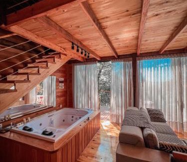 Nova Petropolis Apartment | Cabana Rústica com vista para as Montanhas