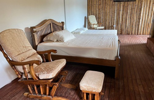 El Penol Cabin | Cabana Suite with Lake View and Jacuzzi