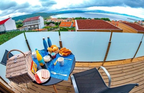 Fisterra House | Cabanas Fisterra - KOMBU