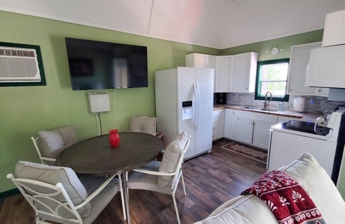 Mid America Cabin | Cabin #14 View From the Top, Enjoy the Beauty of the Lake