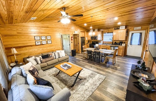 Bismarck Cabin | Cabin #3 1 Mile to DeGray Lake