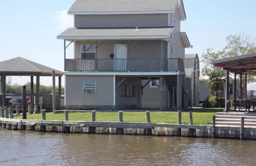 Lafitte Cabin | Cabin 3 - Jean Lafitte Harbor