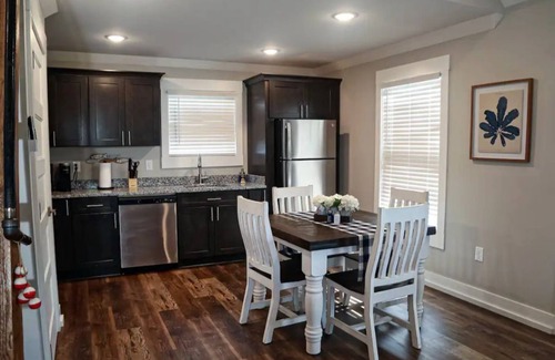 Muscle Shoals Cabin | Cabin C by the Pond - King Bed - Swimming Pool